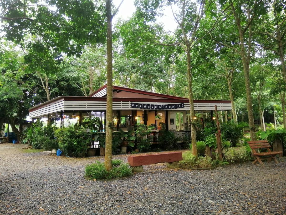 Sameikei Homestay Phrae Luaran gambar